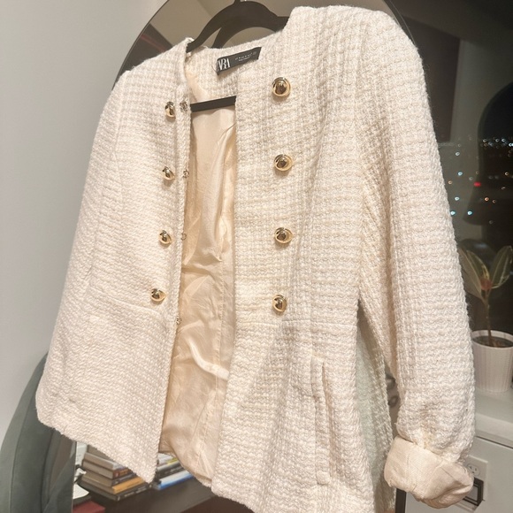 Zara Crème / White Textured Blazer - Picture 5 of 7